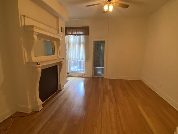 5th image of 2824 Saint Paul St