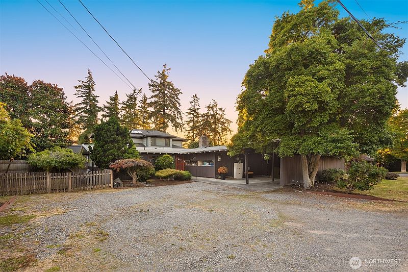 3rd image of 1250 6th Street W