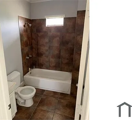 2210 Sabine Pass Ave #D — Photo 12