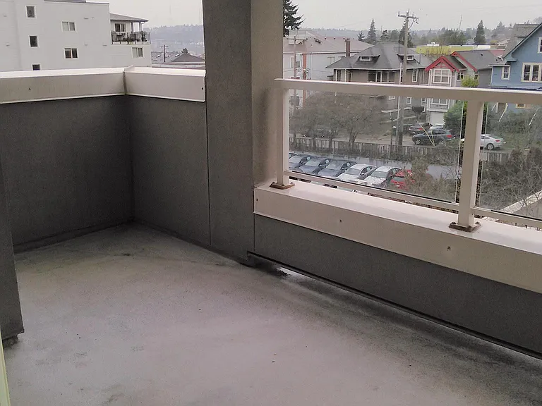 4343 Roosevelt Way NE #402 — Photo 10