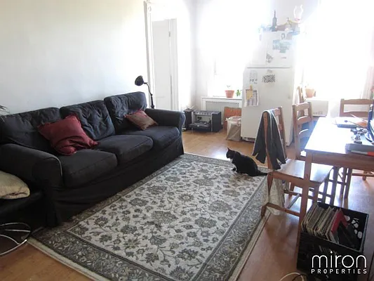 Rented by Miron Properties | media 8