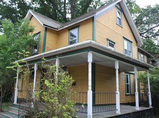 186 Conway St, Greenfield, MA 01301