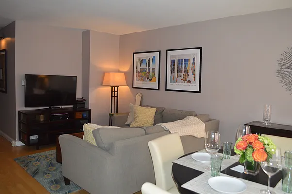 Rented by Owner | media 11