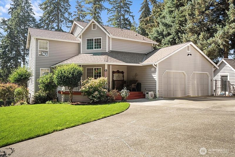 2nd image of 10707 47th Street E