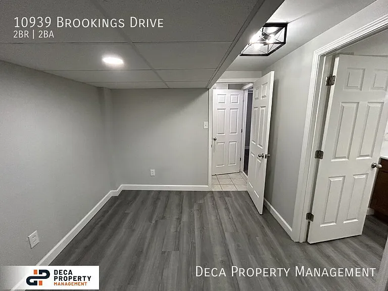 10939 Brookings Dr — Photo 15