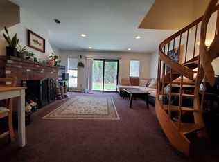 9 Hubbard Farms Rd APT 14, Orono, ME 04473