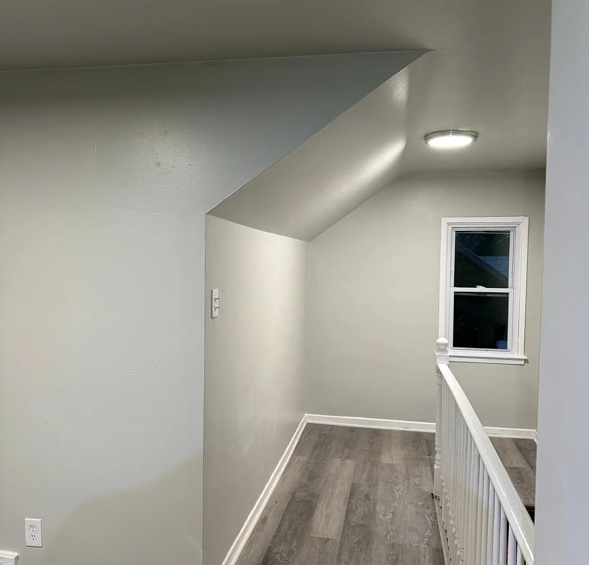 2 bed, 1.5 bath, 1200 sqft, $1,050 — Photo 2