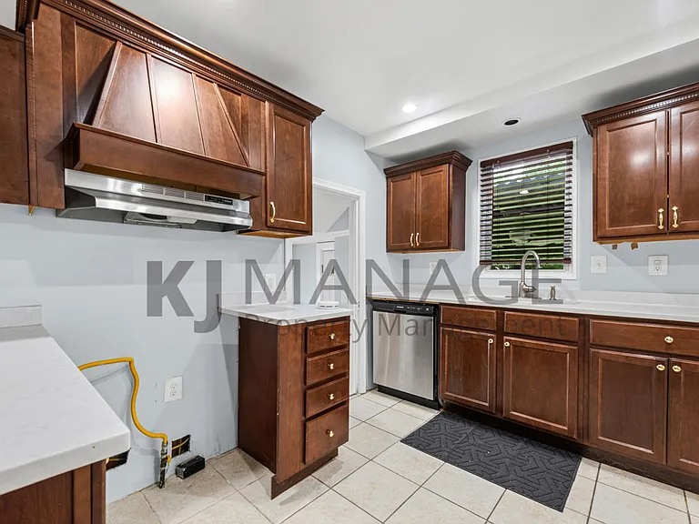 6953 Mayburn St — Photo 4