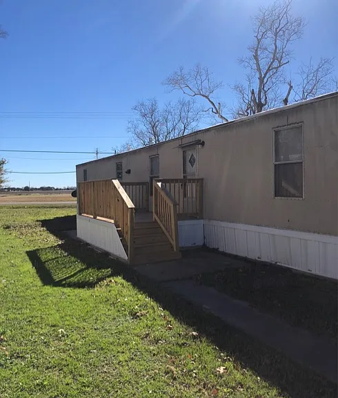 11 Serena Dr — Photo 4