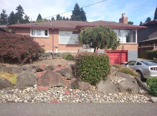 8806 40th Ave SW, Seattle, WA 98136