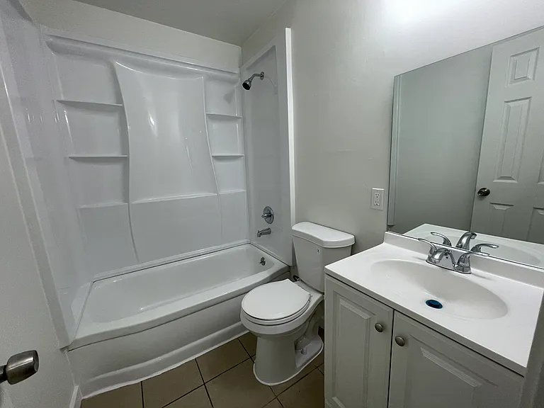 9306 Lewis Ave — Photo 9