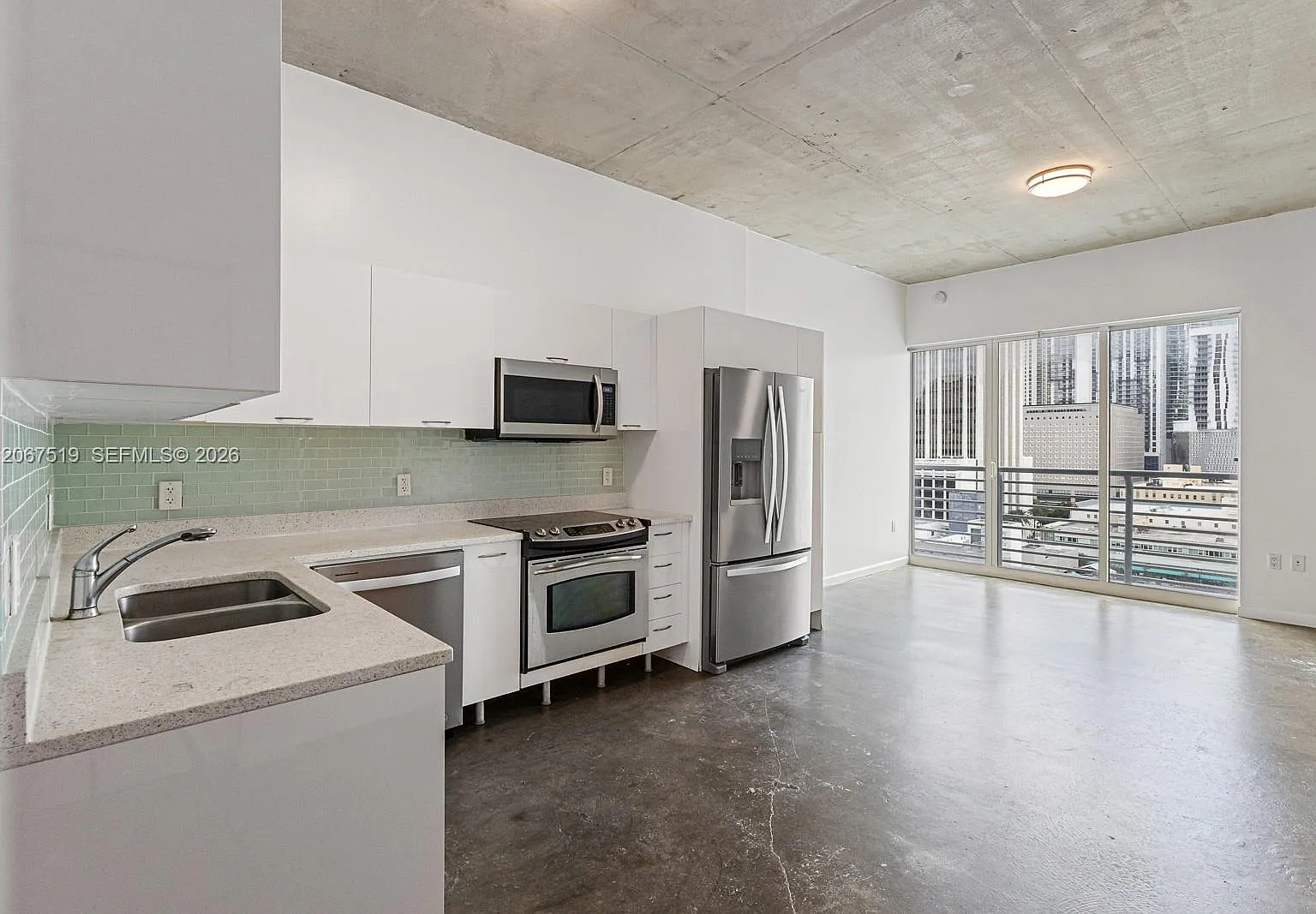 The Loft Downtown Ii Cond — Photo 4