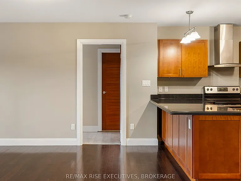 539 Armstrong Rd #516 — Photo 22