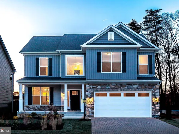 989 Saint Johns Dr, Annapolis, MD 21409