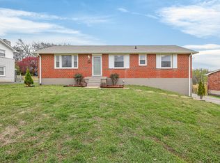 5022 Bonnahill Dr, Hermitage, TN 37076