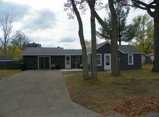 446 Old County Farm St, Harrison, MI 48625