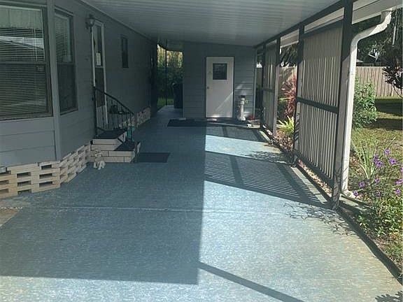 3rd image of 481 Village Cir SW