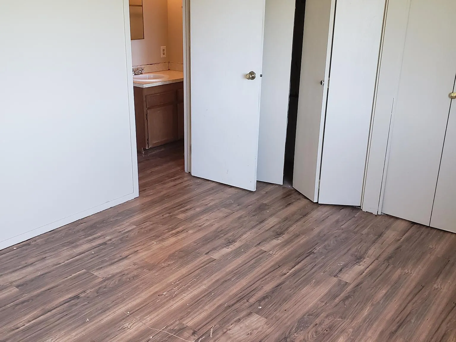 2 bed, 1.5 bath, 1400 sqft, $1,250 — Photo 3