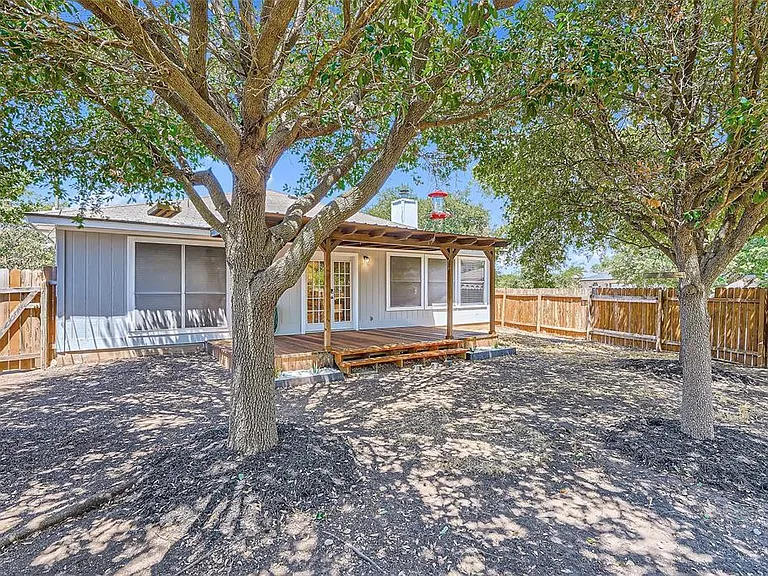1701 Hollow Tree Blvd — Photo 20