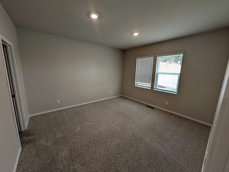 3216 N Stanley Rd — Photo 5