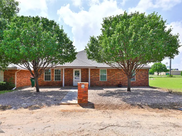 602 Cedar St, Clyde, TX 79510