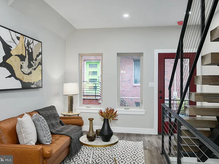 1006 S Fairhill St — Photo 4