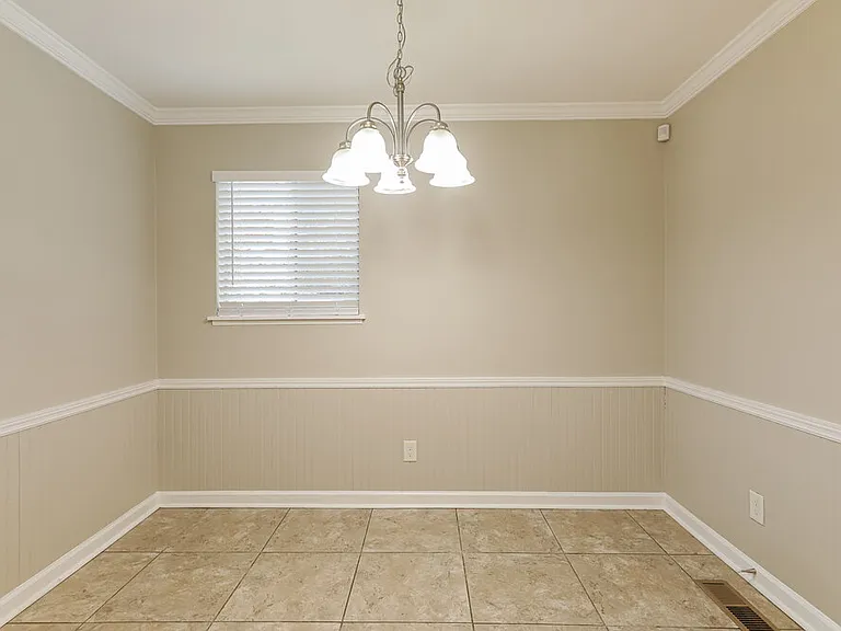 1217 Turf Dr — Photo 8