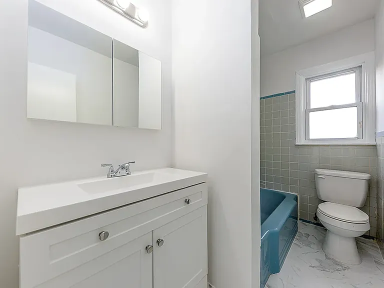 438 Beach 22 St #1 — Photo 8