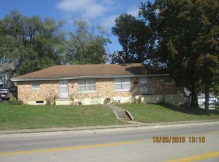 1409 E McCarty St, Jefferson City, MO 65101