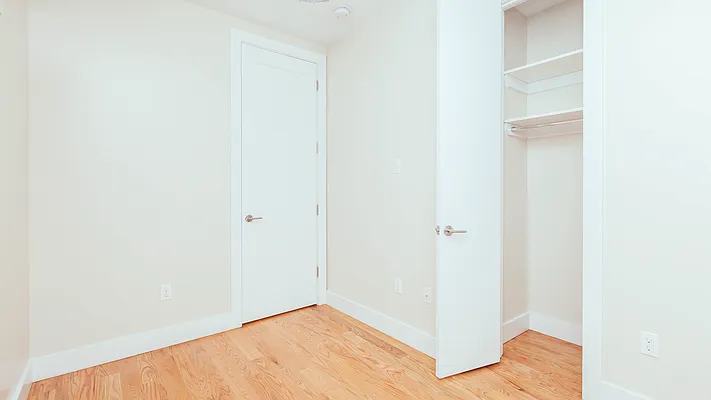 Rented by Nooklyn NYC LLC | media 28