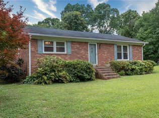 414 E Chestnut St, Stanley, NC 28164