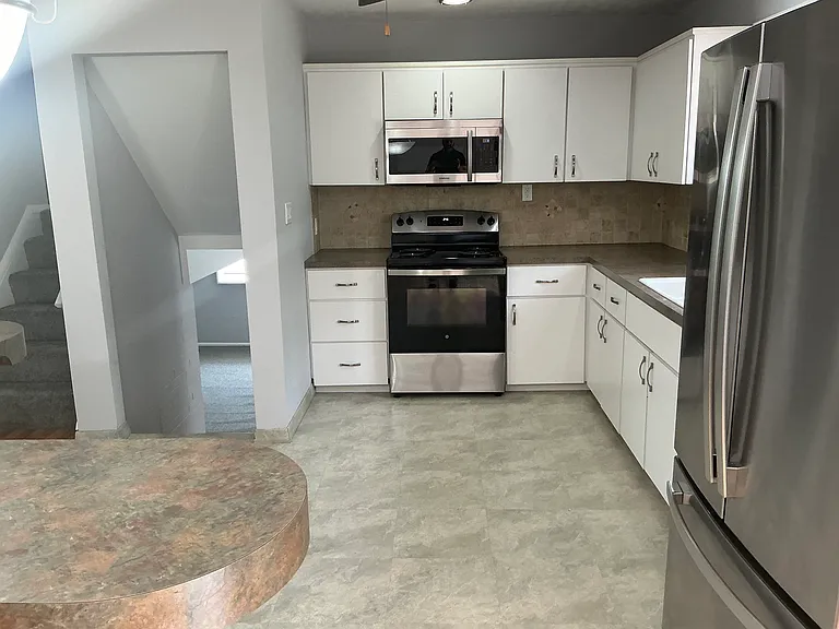3732 Maplecrest Ave — Photo 17