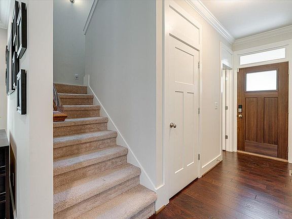 3rd image of 1172 Kinsey Dr #7
