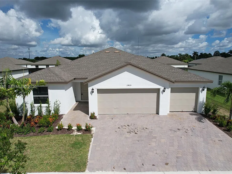 17435 SW 285th St