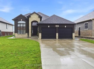 114 Tuscany Trl, Chatham Kent, ON N7M0S8