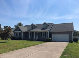 2503 Riverstone Dr, Murfreesboro, TN 37128