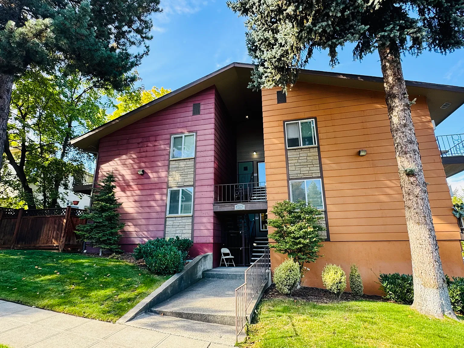 1 bed, 800 sqft, $1,300 — Photo 2