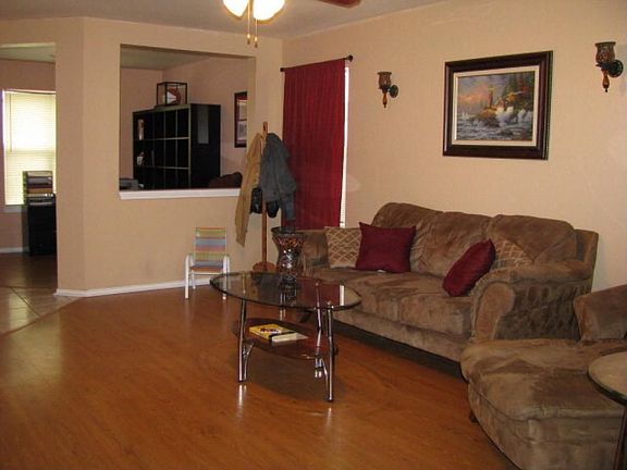 2nd image of 3843 Cherokee Blvd