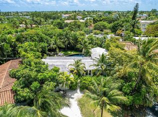 385 Harbor Ct, Key Biscayne, FL 33149