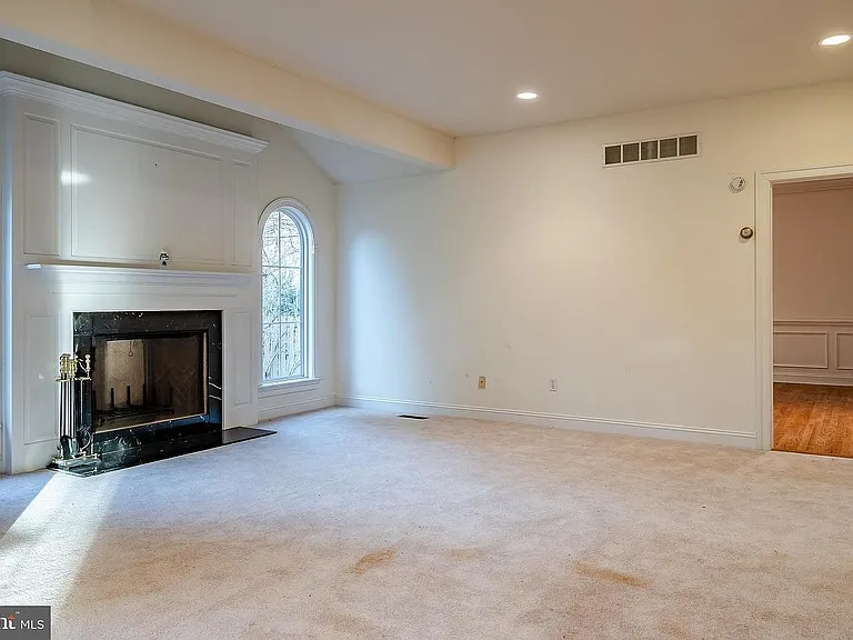2075 Matsons Cir — Photo 7