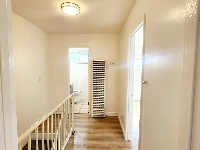6542 S Victoria Ave — Photo 13