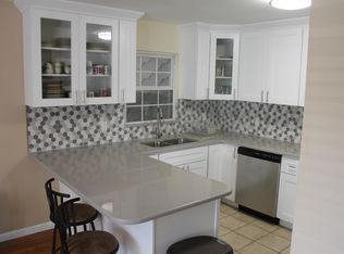208 67th St #1, West New York, NJ 07093