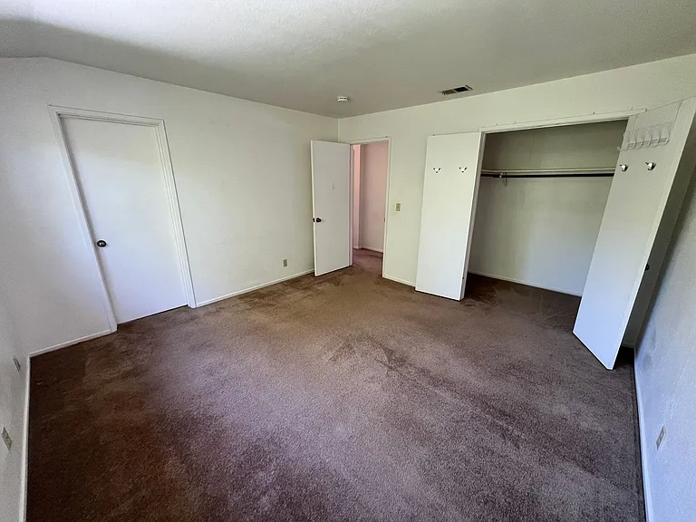 413 Del Oro Ave — Photo 24