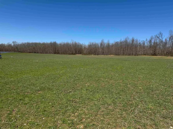 7000 E 350 N, Francisco, IN 47649