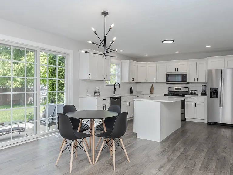 3020 Grey Hawk Dr — Photo 32