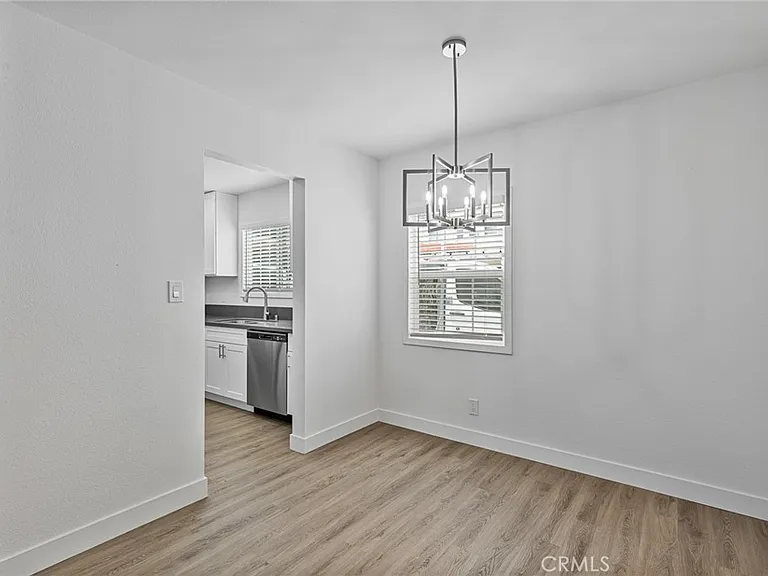 5339 1/2 Bellingham Ave — Photo 6