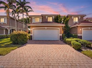 9829 Roundstone Cir, Fort Myers, FL 33967