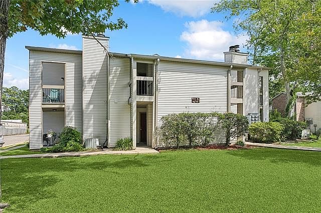 1st image of 101 Parkview Blvd
