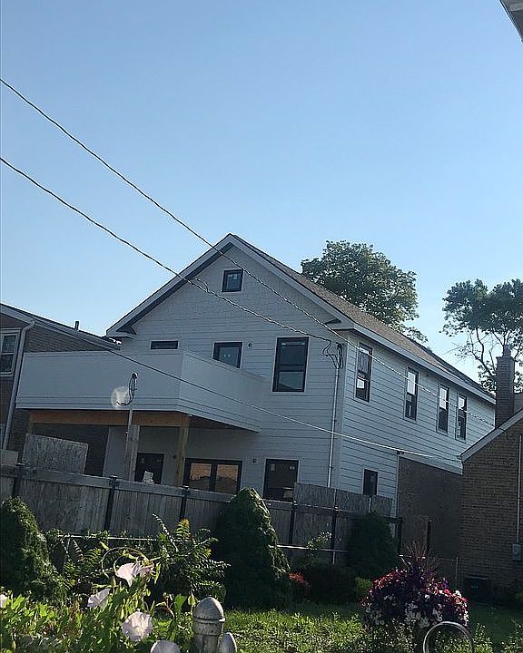 1st image of 5008 S Komensky Ave