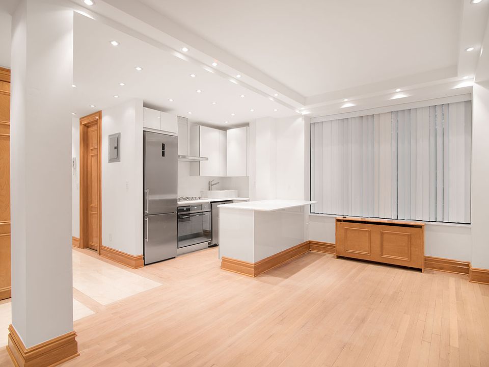 1st image of 150 W 58th St APT 9B